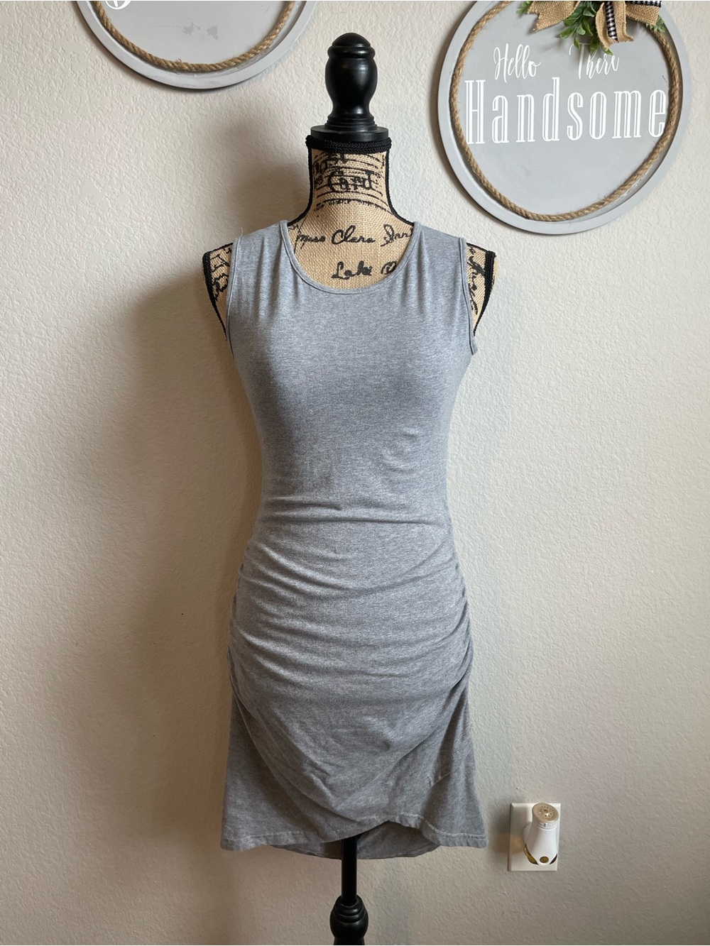 Women's Sleeveless Scoop Neck Ruched Gray Dress